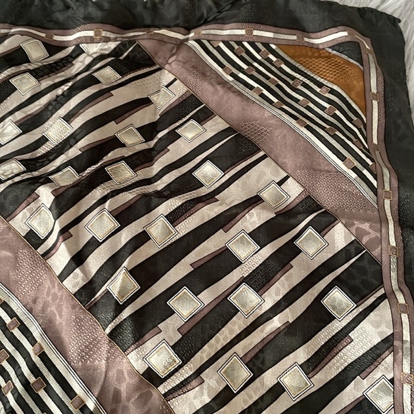 Silk Pocket Square - Picture 2 of 6